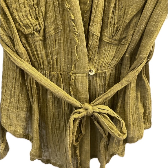 Women’s green size small We the Free tie front,one button cardigan,with fringes - Picture 6 of 10